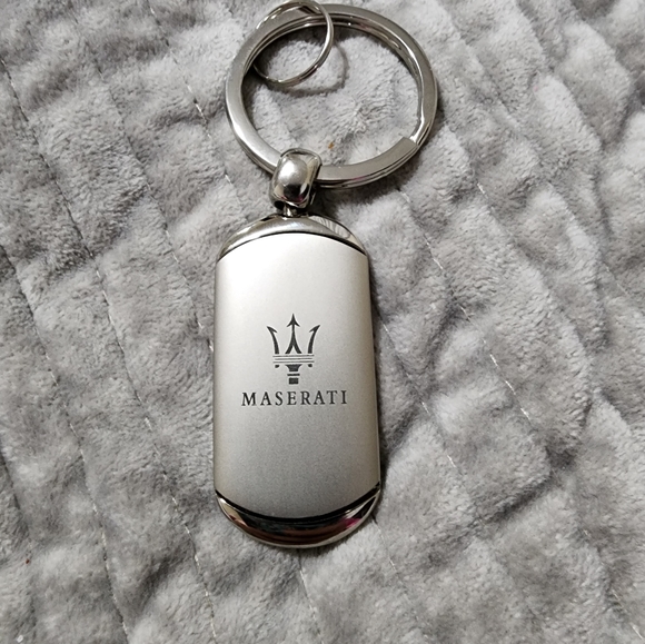 Maserati keychain - Picture 2 of 4
